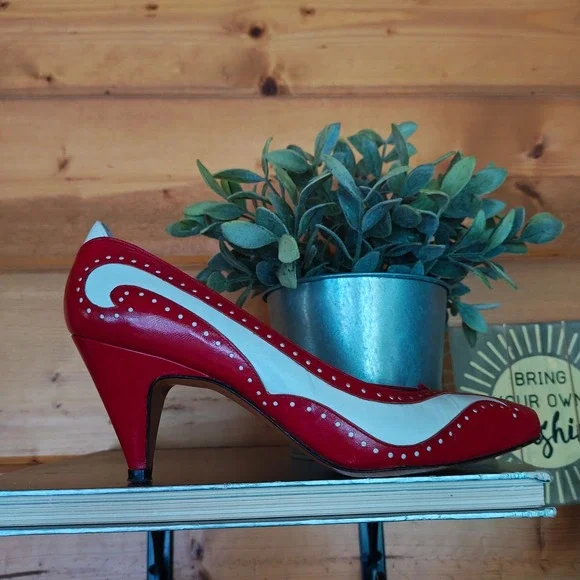 Evan Picone Vintage Leather Scalloped Spectator Pumps Red White Heels Chic Sz 5M - Picture 3 of 10